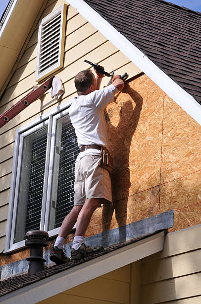 Best Furniture Removal  in Fredonia, NY